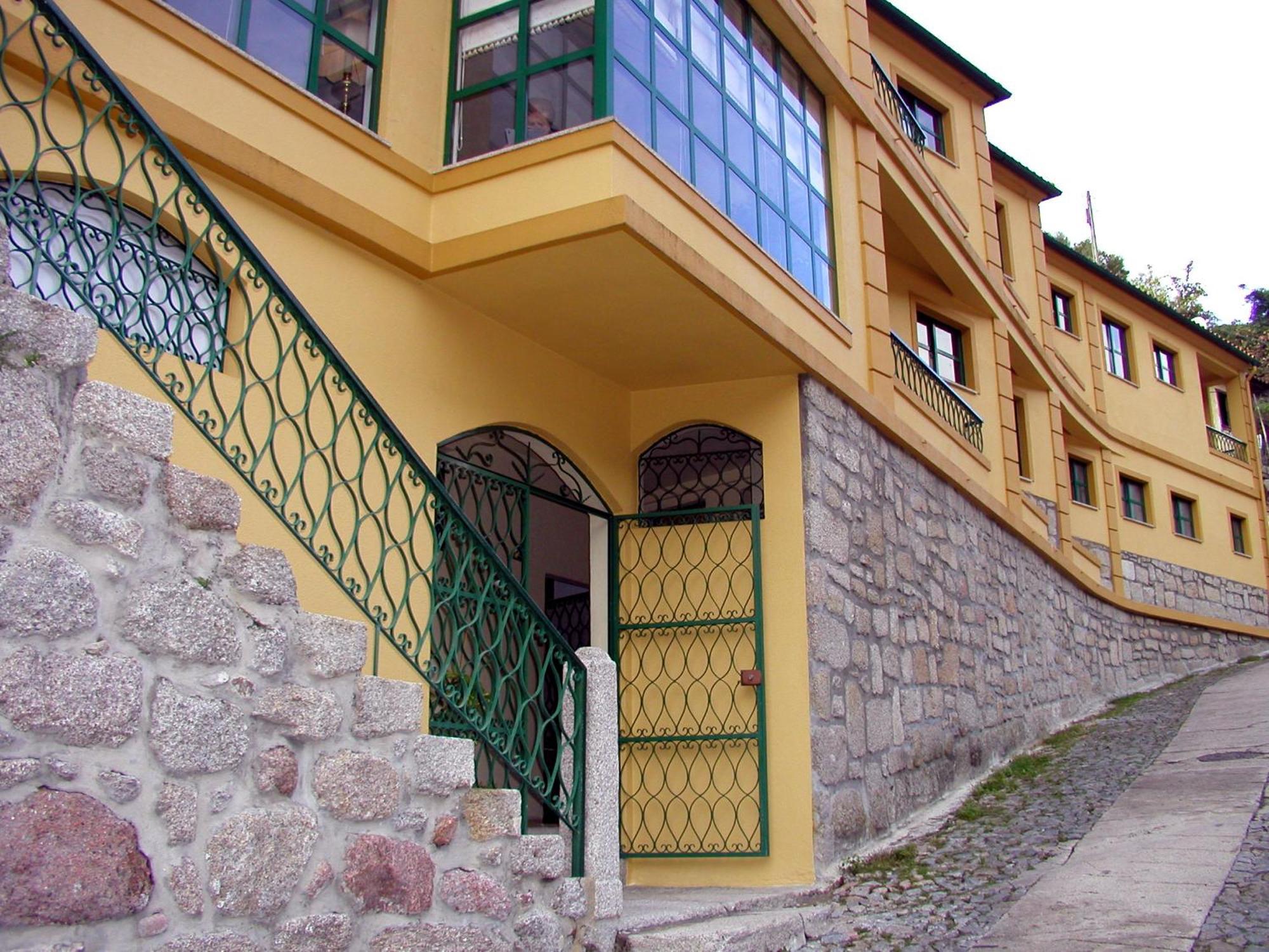 Hotel Central Jardim Geres Exterior photo